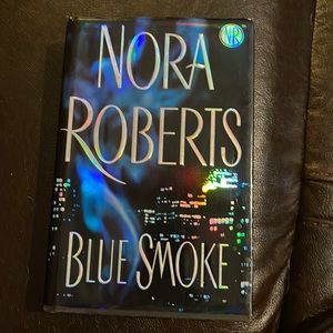 📚2/$14; 3/$16; 4/$18; 5/$20 ADD $2 for any additional books! ENJOY📚📚📚